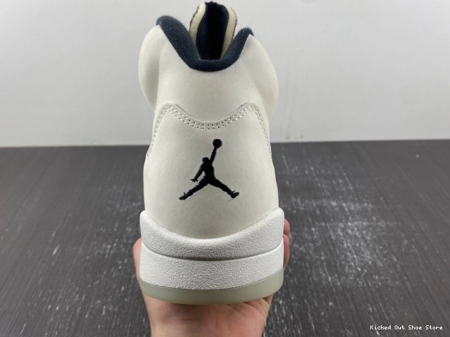 Kicked Out Shoe Store Sail Jordan Air FN7405-100 SE 5 0811